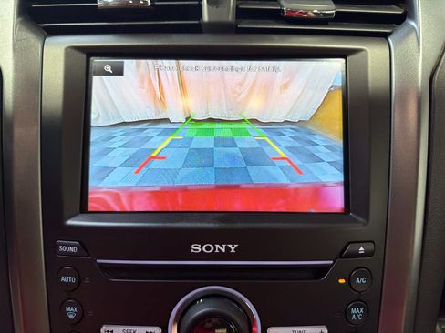 Used 2016 Ford Fusion Titanium FWD image 22