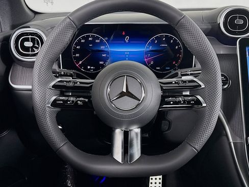 New 2026 Mercedes-Benz GLC 300 image 17