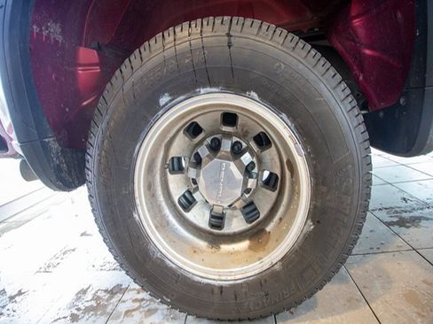 Used 2024 GMC Sierra 3500 Denali image 28