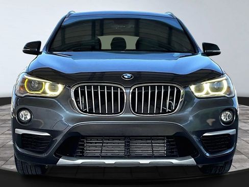 Used 2017 BMW X1 sDrive28i image 2