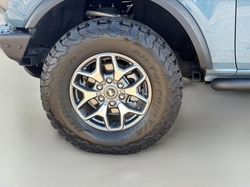 Used 2021 Ford Bronco Badlands AWD/4WD image 9