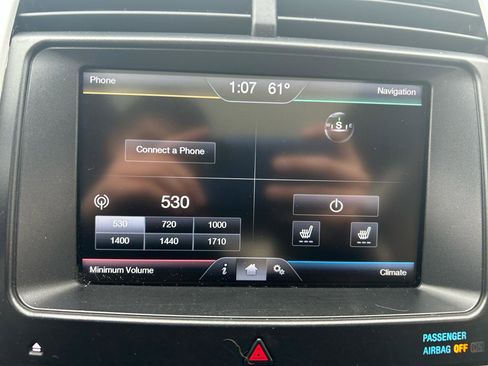 Used 2013 Ford Edge Limited image 23