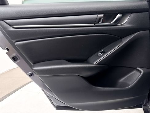 Used 2020 Honda Accord Sport image 30