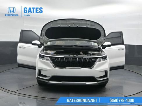 Used 2024 Kia Carnival LX FWD image 59