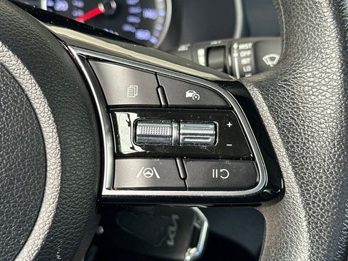 Used 2024 Kia Forte LXS FWD image 36