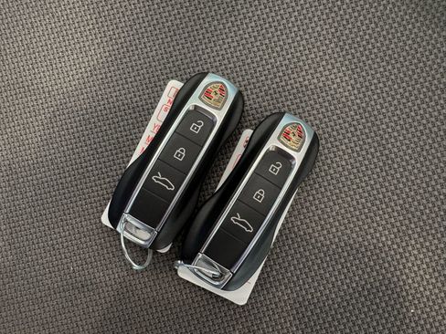 Used 2023 Porsche 911 Carrera 4S image 47