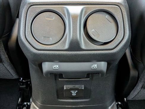 New 2026 Jeep Wrangler Unlimited Rubicon AWD/4WD image 17