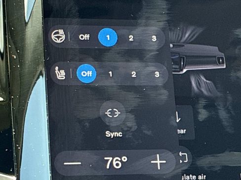 Used 2025 Volvo XC90 B6 Plus image 36