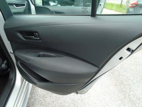 Used 2024 Toyota Corolla LE FWD image 15