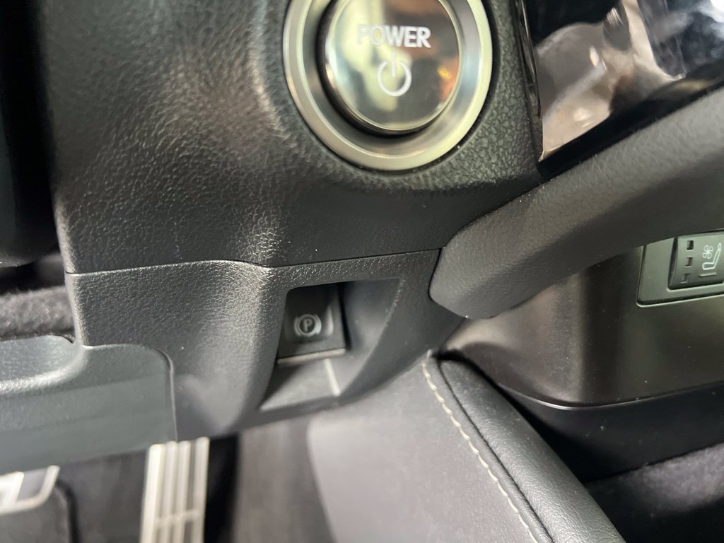 Used 2023 Lexus ES 300h F Sport w/ Accessory Package (Z1) FWD image 33