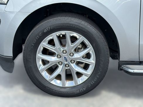 Used 2021 Ford Expedition Max XLT RWD image 13