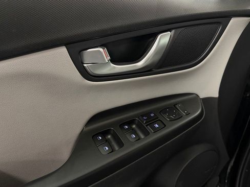 Certified 2023 Hyundai Kona Limited w/ Cargo Package image 8