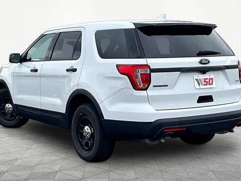 Used 2017 Ford Explorer Base w/ Ultimate Wiring Package image 4