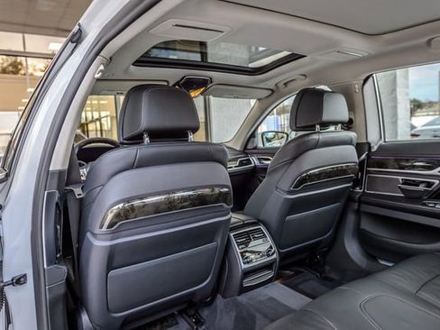 Used 2019 BMW 740i xDrive w/ Executive Package image 40