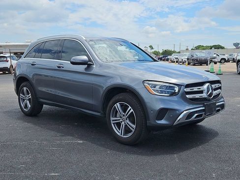 Used 2022 Mercedes-Benz GLC 300 image 8