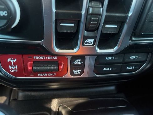 Used 2021 Jeep Wrangler Unlimited Rubicon image 20