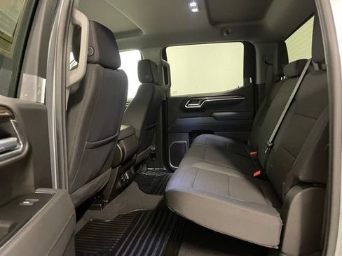 Used 2026 Chevrolet Silverado 1500 LT RWD image 26