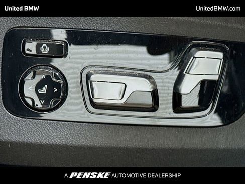 Used 2021 BMW X5 xDrive45e w/ Premium Package image 4