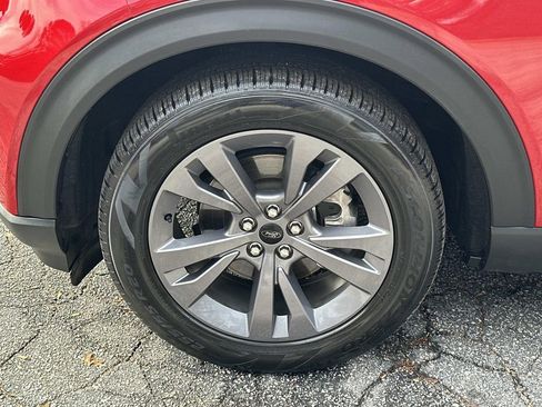 Used 2023 Ford Explorer XLT w/ Equipment Group 202A image 11