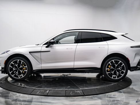 Used 2023 Aston Martin DBX 707 image 5