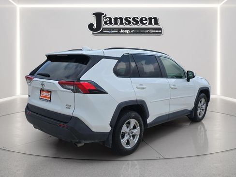 Used 2019 Toyota RAV4 XLE w/ Protection Package AWD/4WD image 5