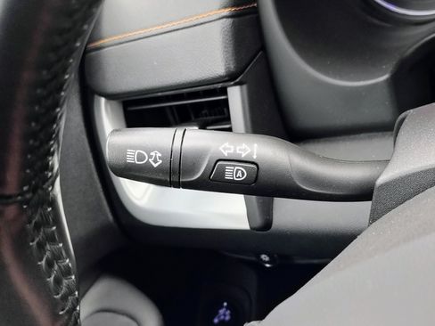 Used 2021 GMC Terrain SLE w/ Driver Convenience Package image 42