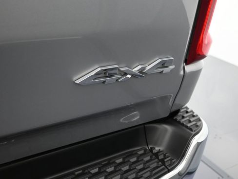 Used 2025 RAM 1500 Big Horn AWD/4WD image 40