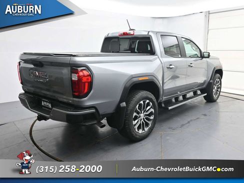 Used 2023 GMC Canyon Denali AWD/4WD image 15