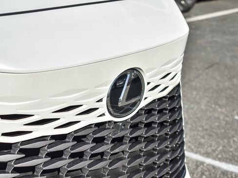 Used 2025 Lexus RX 350h w/ Convenience Package image 9