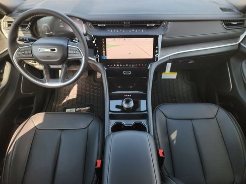New 2026 Jeep Grand Cherokee Limited w/ Limited Altitude Package RWD image 20