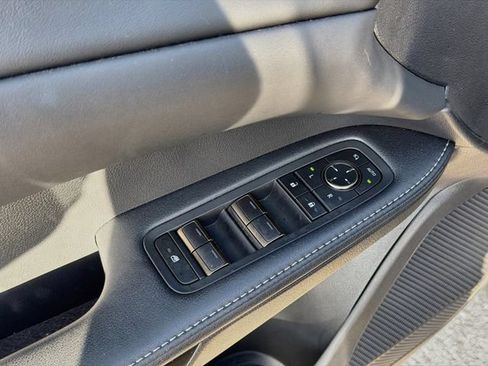 Used 2025 Lexus RX 350 Premium w/ Accessory Package (Z1) FWD image 23