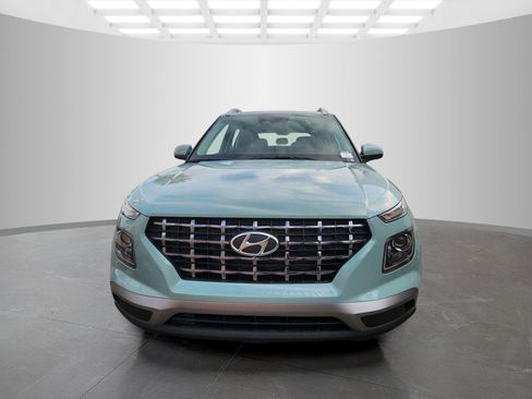 New 2026 Hyundai Venue SEL image 2