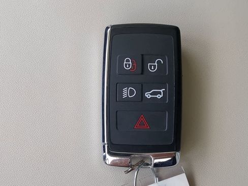 Used 2022 Land Rover Range Rover Sport HSE Silver Edition image 37