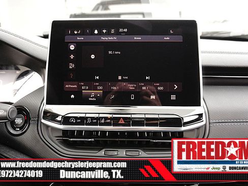 New 2026 Jeep Compass Latitude image 20