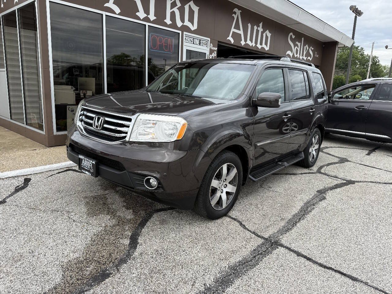 Used 2012 Honda Pilot Touring image 2