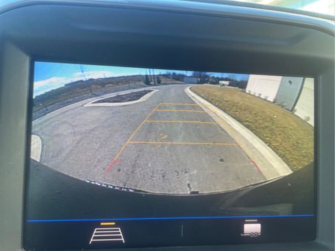 Used 2021 Chevrolet Silverado 1500 Custom w/ Safety Confidence Package image 20