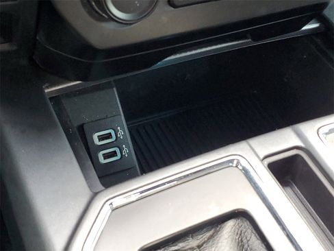 Used 2017 Ford F150 XLT w/ Equipment Group 302A Luxury image 23