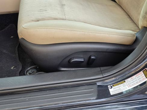 Used 2017 Nissan Altima 2.5 S w/ Power Driver Seat Package FWD image 18