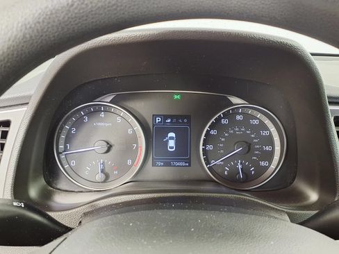 Used 2018 Hyundai Elantra SEL FWD image 18