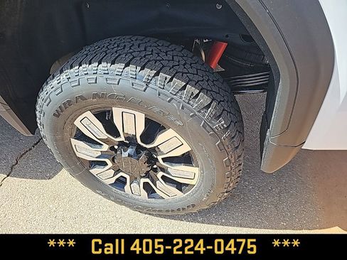 New 2026 GMC Sierra 2500 Denali w/ Denali Reserve Package image 18