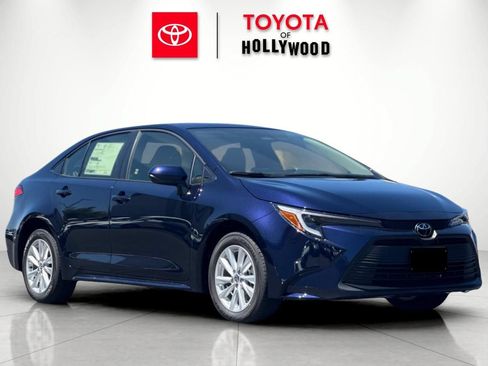 New 2026 Toyota Corolla LE FWD image 1