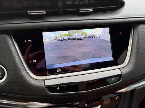 Used 2022 Cadillac XT5 Premium Luxury FWD image 22