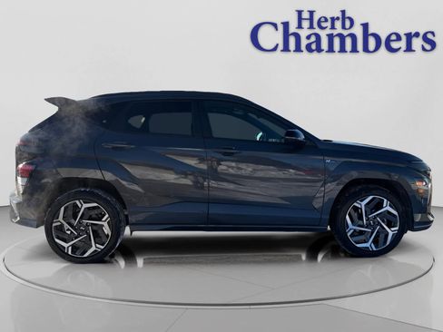 Used 2024 Hyundai Kona N Line image 11