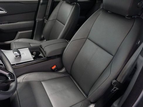 Used 2025 Land Rover Range Rover Velar Dynamic SE image 20