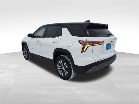 New 2026 Chevrolet Equinox LT w/ Convenience Package II image 3