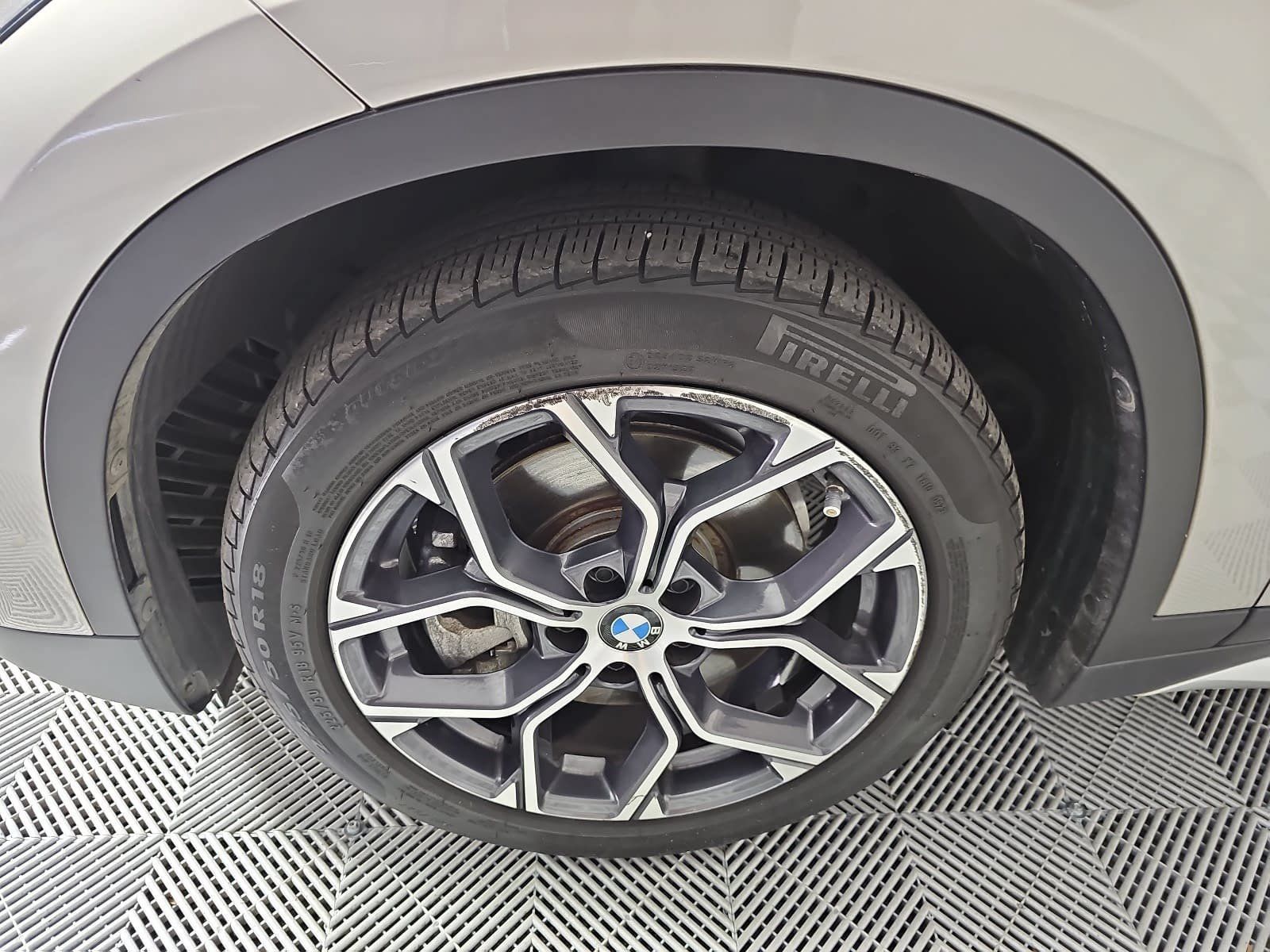 Used 2021 BMW X1 xDrive28i w/ Convenience Package AWD/4WD image 10