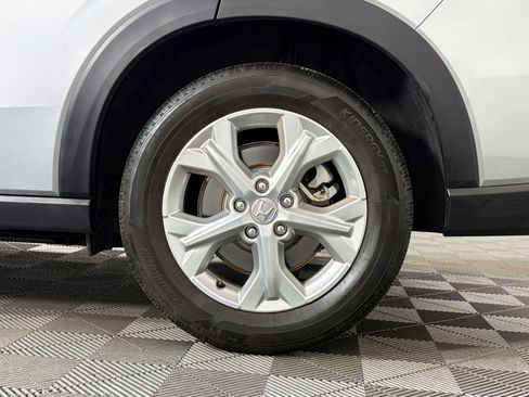 Used 2025 Honda HR-V LX image 10