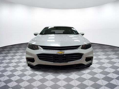 Used 2016 Chevrolet Malibu Hybrid w/ Leather Package image 5