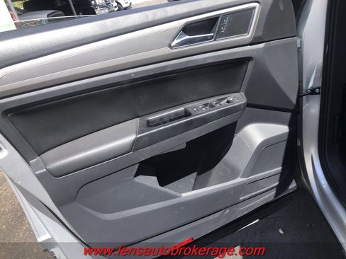 Used 2019 Volkswagen Atlas SE FWD image 9