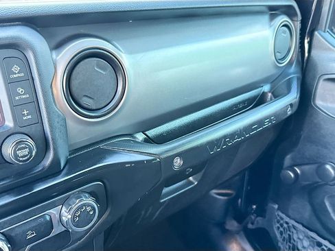 Used 2021 Jeep Wrangler Unlimited Willys image 22